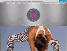 Tablet Screenshot of flowtofityoga.com